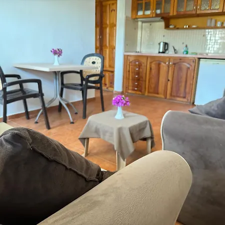 Beyaz Apartment